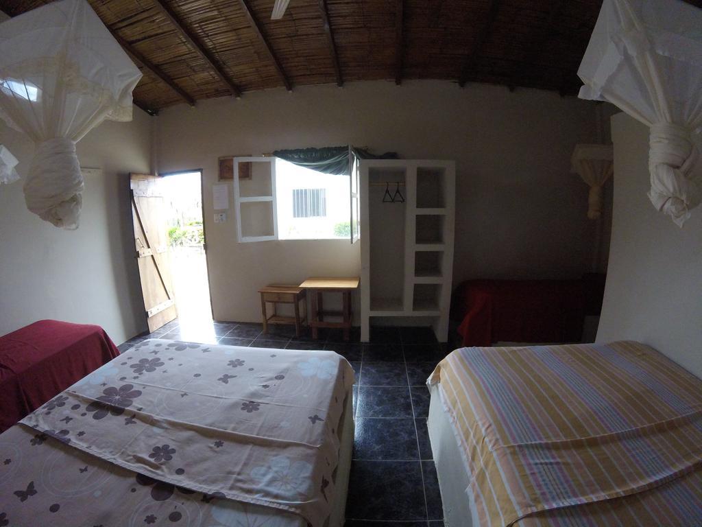 Montanita Garden Hostal Buitenkant foto